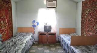 Гостиница Guest house on Ulianovskaya Геленджик Улучшенный семейный номер-6