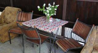 Гостиница Guest house on Ulianovskaya Геленджик Трехместный номер "Комфорт" с душем-5